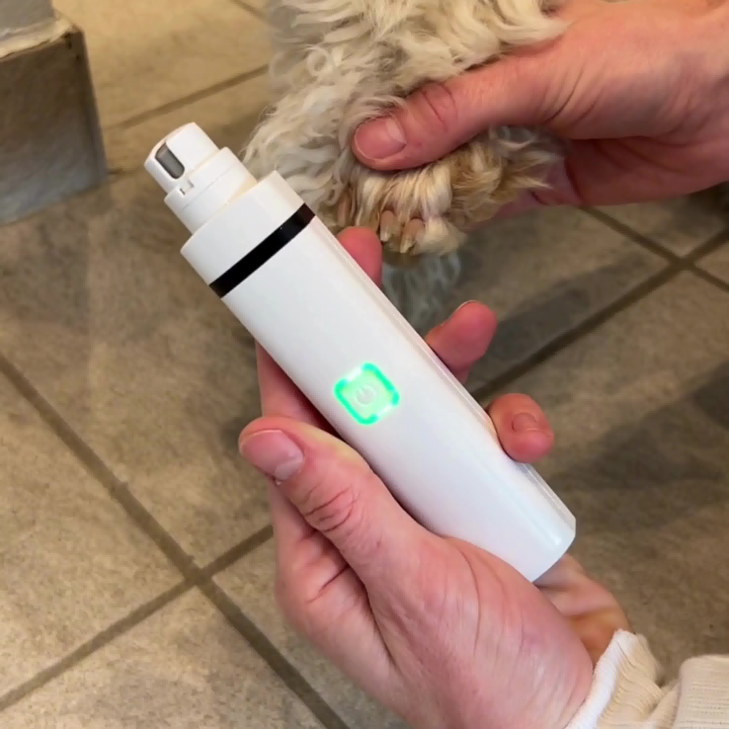 3-i-1 Mini Trimmer & Neglefil